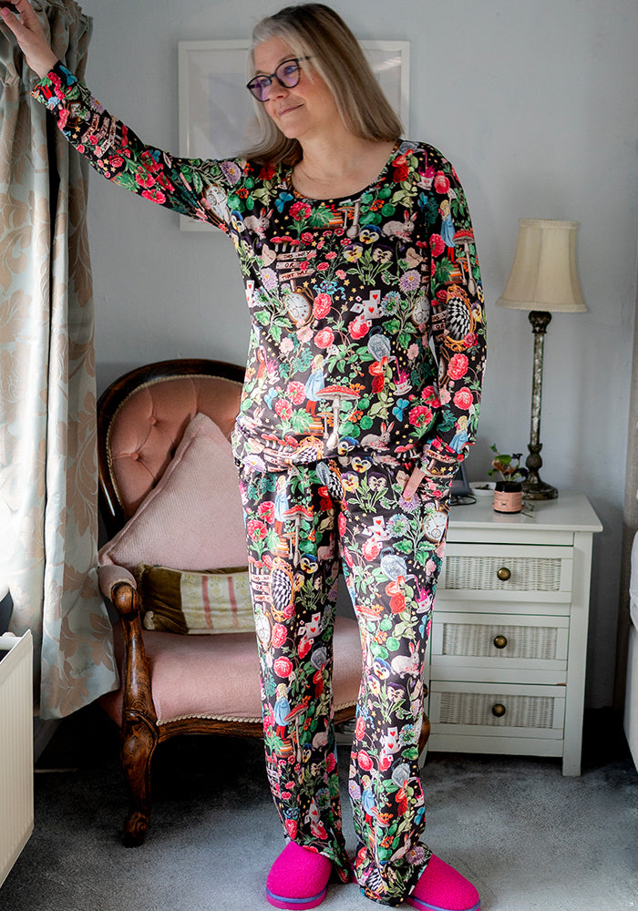 Tweedle Wonderland Print Pyjama Set
