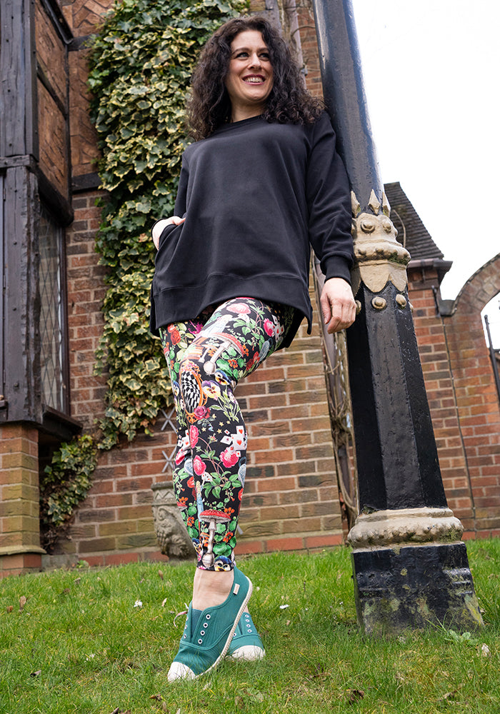 Fourth angle of Heath Wonderland Print Popsy Leggings