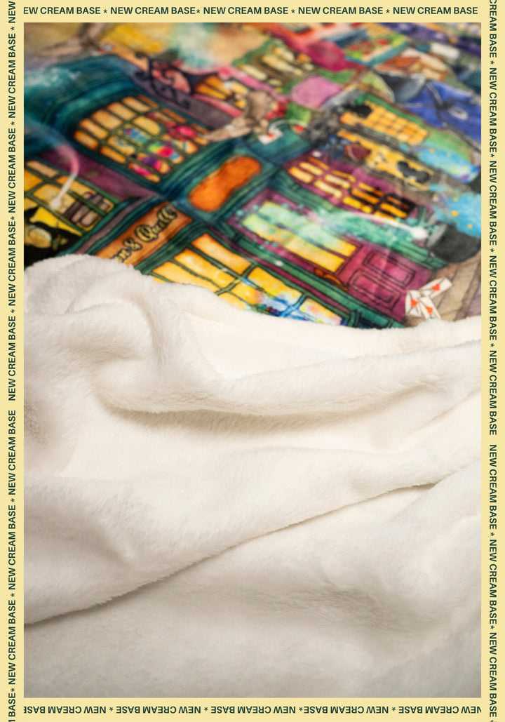 Seventh angle of Pop-under Magical Street Print Plush Blanket