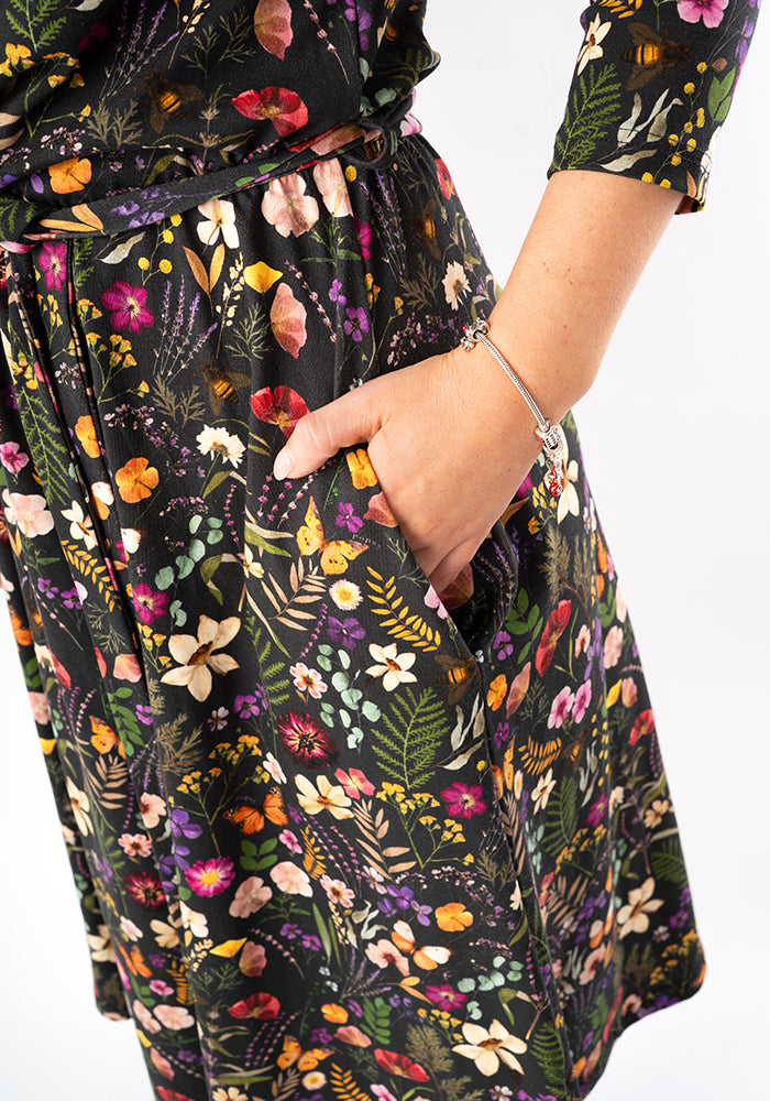 Fourth angle of Alizia Pressed Floral Print Midi Cotton Dress