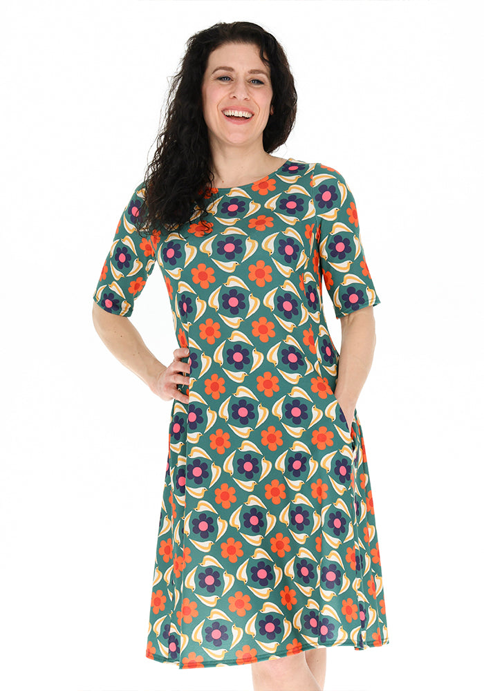 Fifth angle of Angela Retro Bird Print Jersey Trapeze Dress