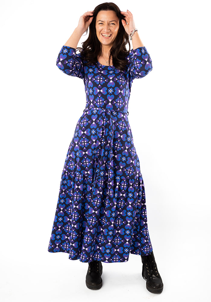 Fourth angle of Anjela Retro Painted Hearts Print Cotton Midaxi Dress
