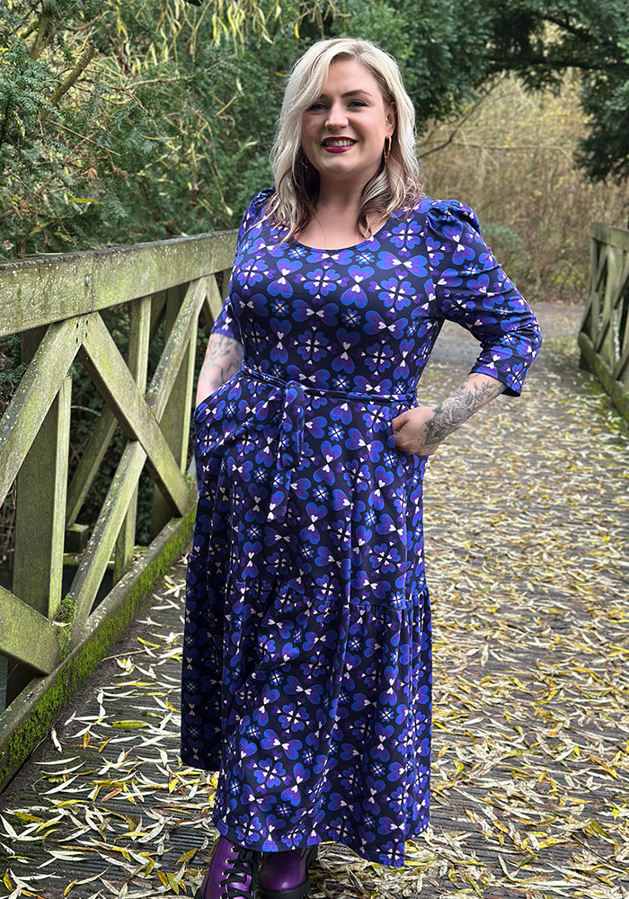 Front view of Anjela Retro Painted Hearts Print Cotton Midaxi Dress