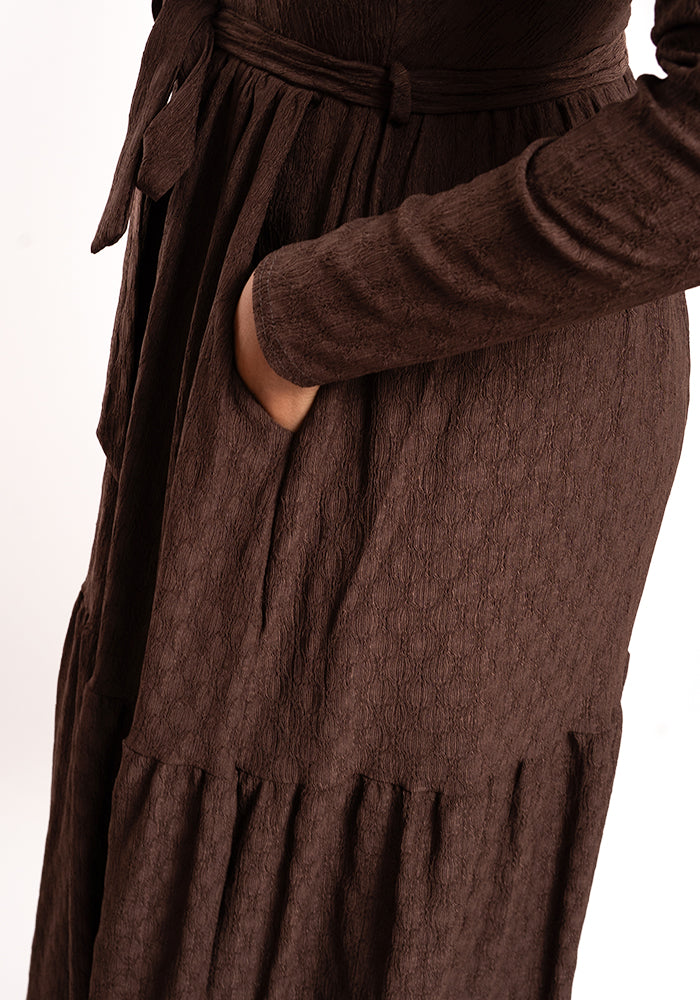Fourth angle of Arla Chocolate Textured Oval Midaxi Dress