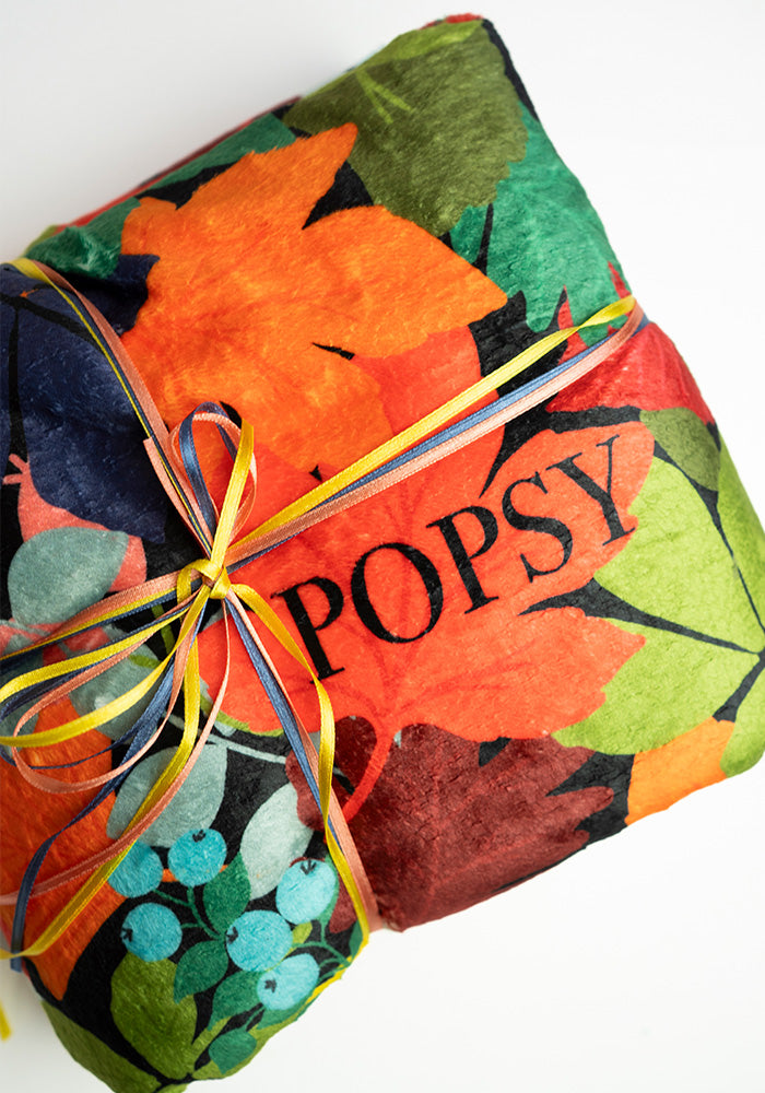 Autumn Leaves Print Plush Throw Blanket (Pop-Under)