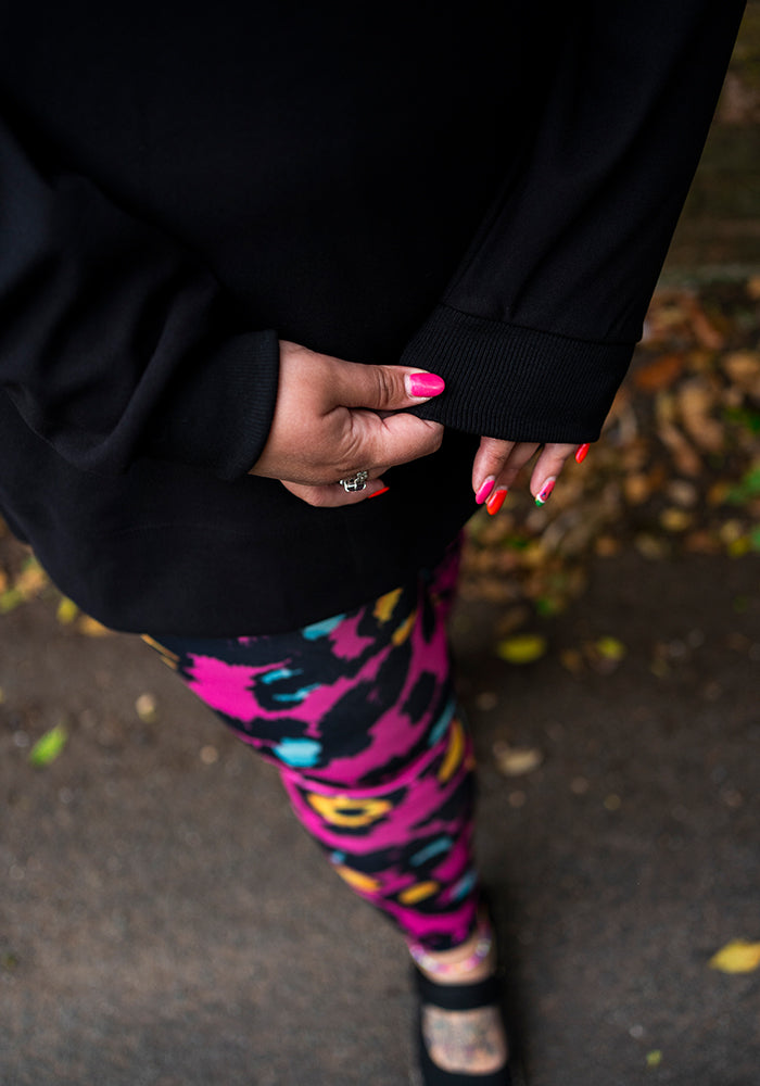 Eleventh angle of Black Longline Popsy Sweatshirt
