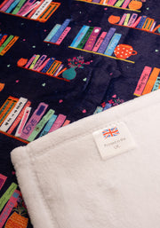 Pop-under Bookshelf Print Plush Blanket