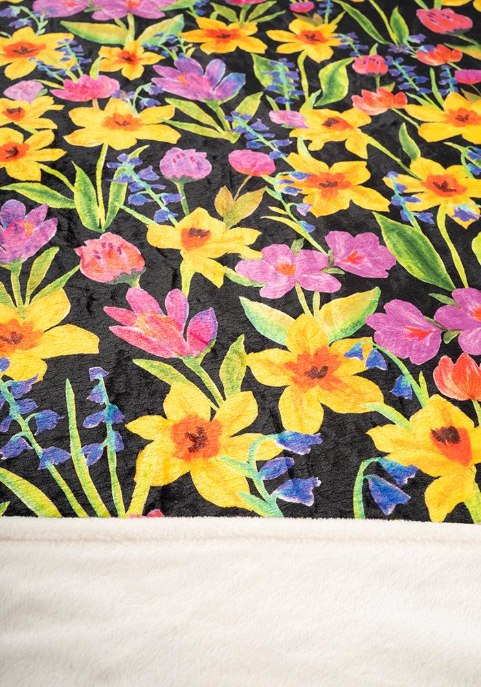 Fourth angle of Bright Florals Print Pop-under Plush Blanket