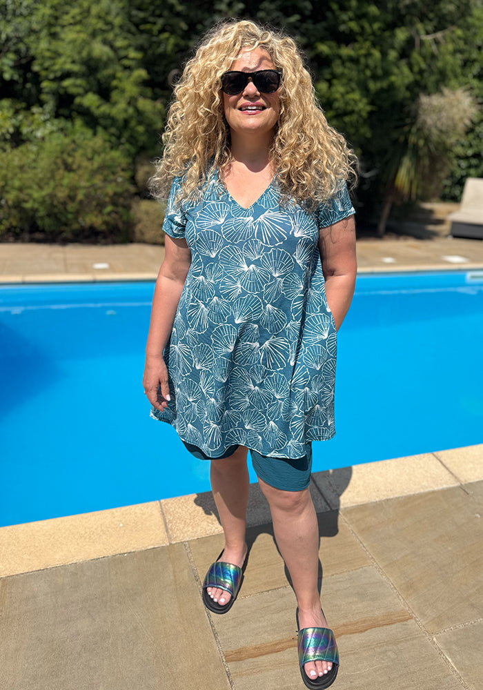 Fourth angle of Brisa Scallop Shell Print Tunic, brisa coastal shell print tunic from Popsy Clothing.