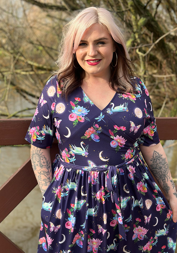 Thirteenth angle of Calandra Celestial Swans Print Midi Dress