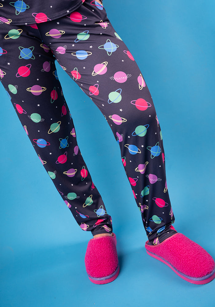 Fourth angle of Caliste Bright Planet Print Pyjama Set