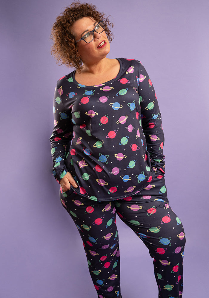 Seventh angle of Caliste Bright Planet Print Pyjama Set