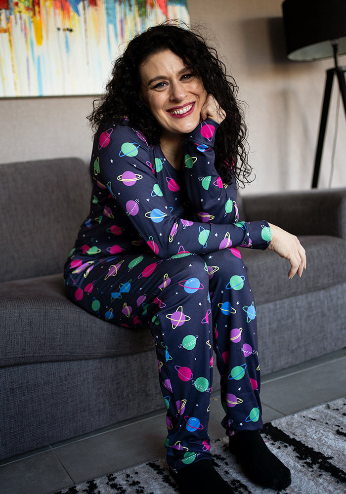 Sixth angle of Caliste Bright Planet Print Pyjama Set