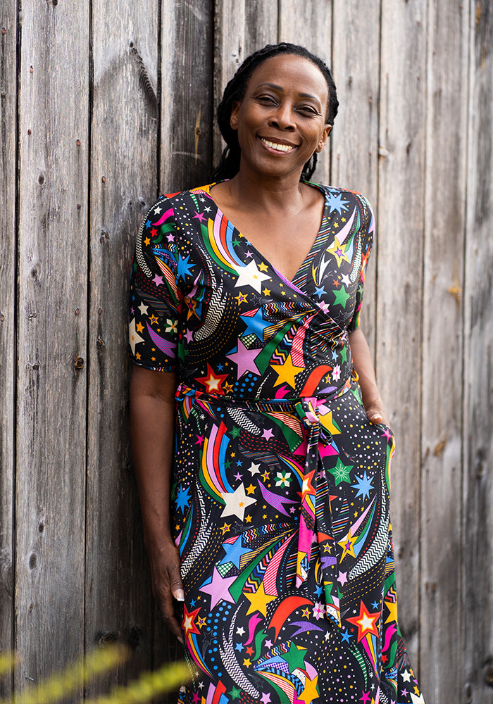Fourth angle of Cindie Shooting Stars Print Midi Dress