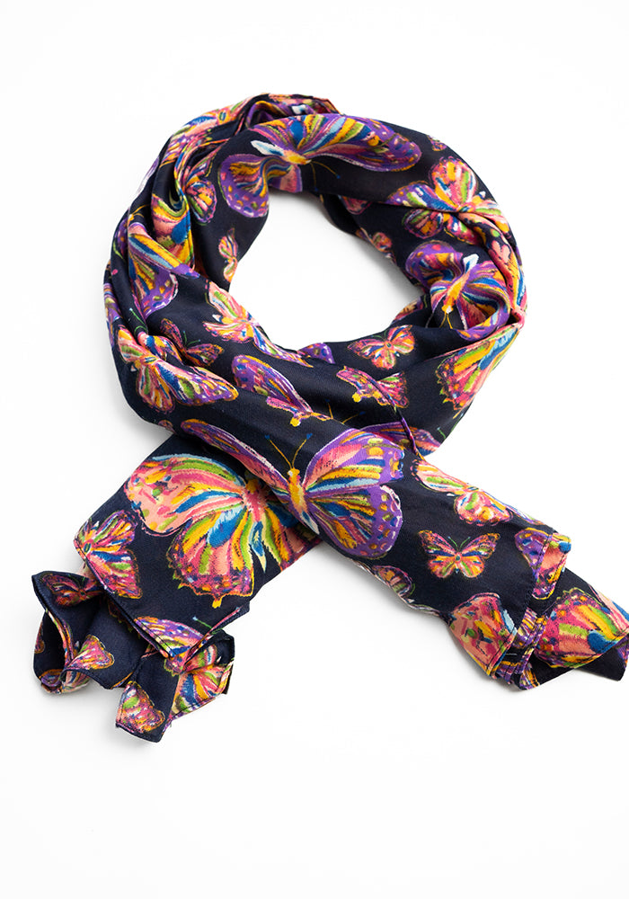 Fourth angle of Colourful Women&