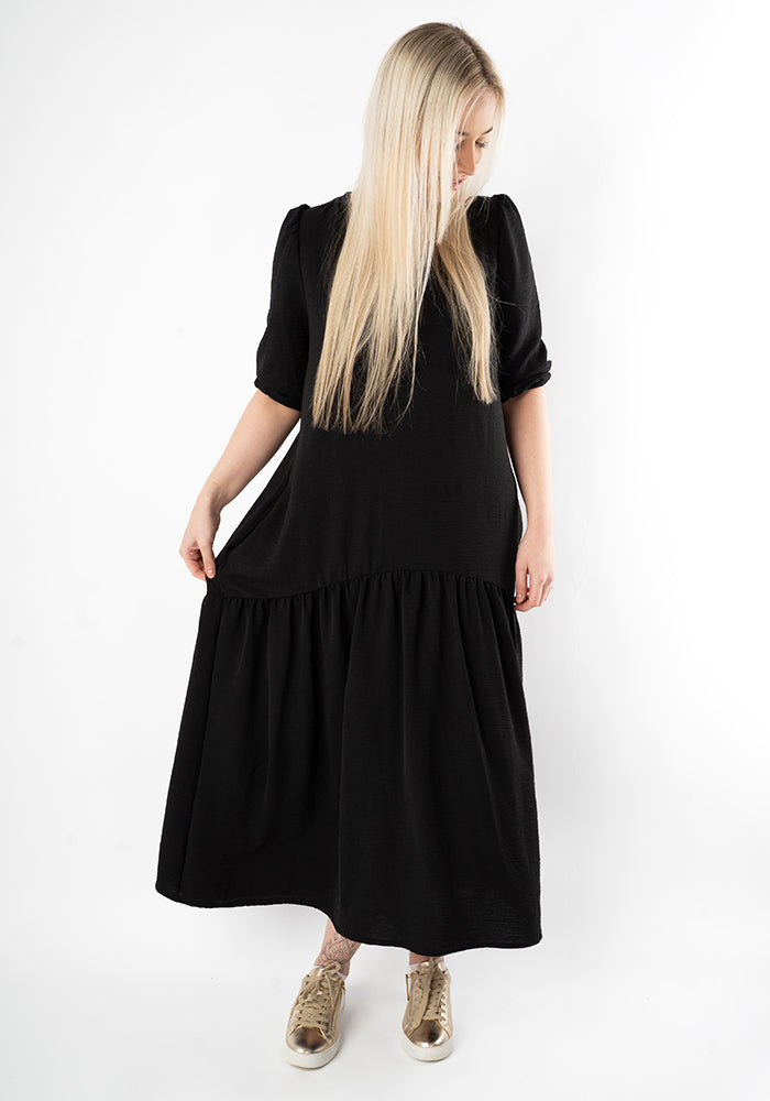 Second angle of Didi Black Dropped Waist Oversized Relaxed Fit Midaxi Dress