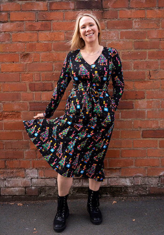 Elfreda Christmas Tree Elves Print Cotton Midi Dress