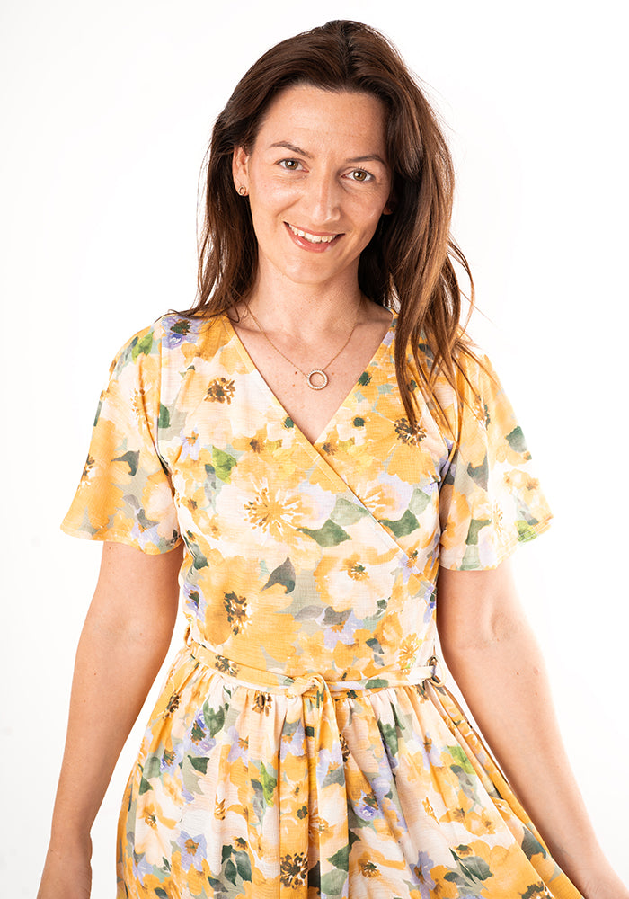 Elisabeth Pretty Floral Print Tiered Hem Midi Dress