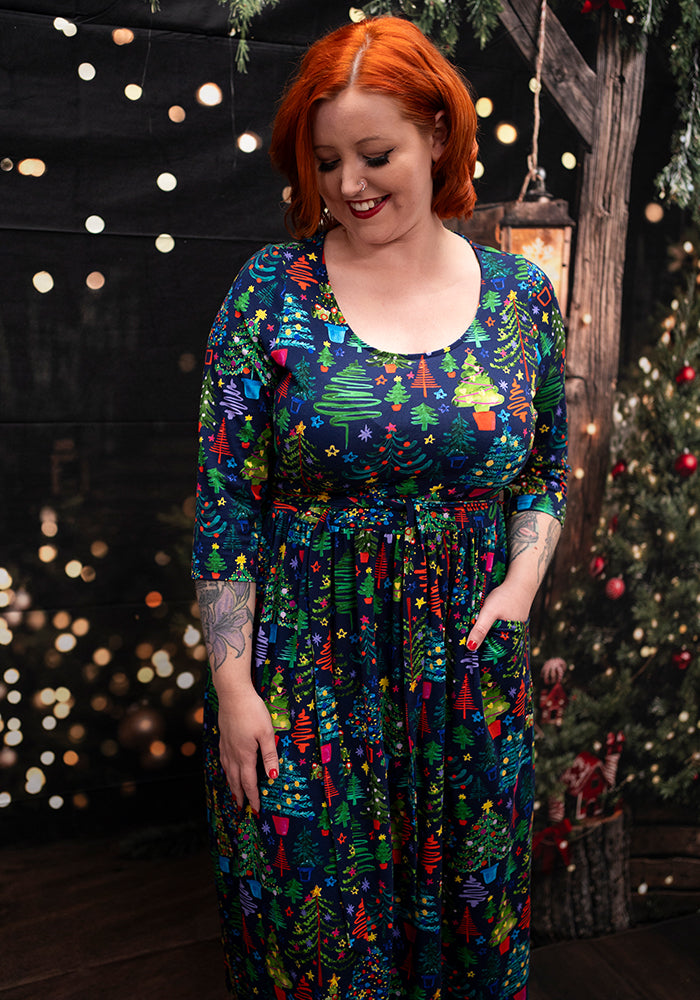 Elric Christmas Trees Print Midi Cotton Dress (Navy)