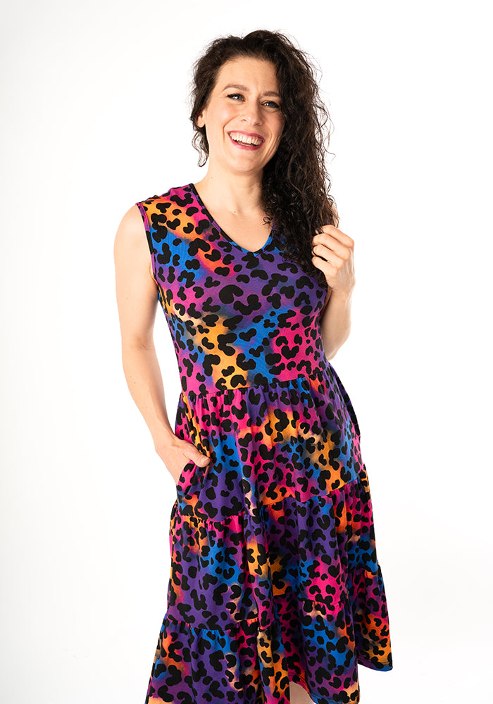 Enna Ombre Animal Print Tiered Hem Cotton Dress