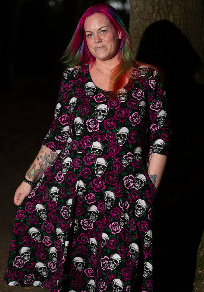 Esmeralda Gothic Skulls &amp; Roses Print Vintage Swing Dress