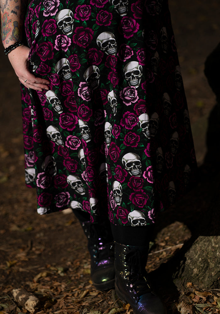 Esmeralda Gothic Skulls &amp; Roses Print Vintage Swing Dress