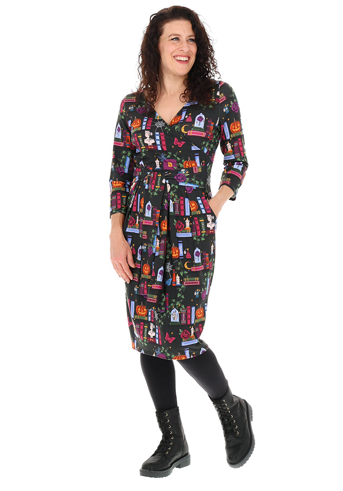 Euphemia Spooky Shelf Print Dress