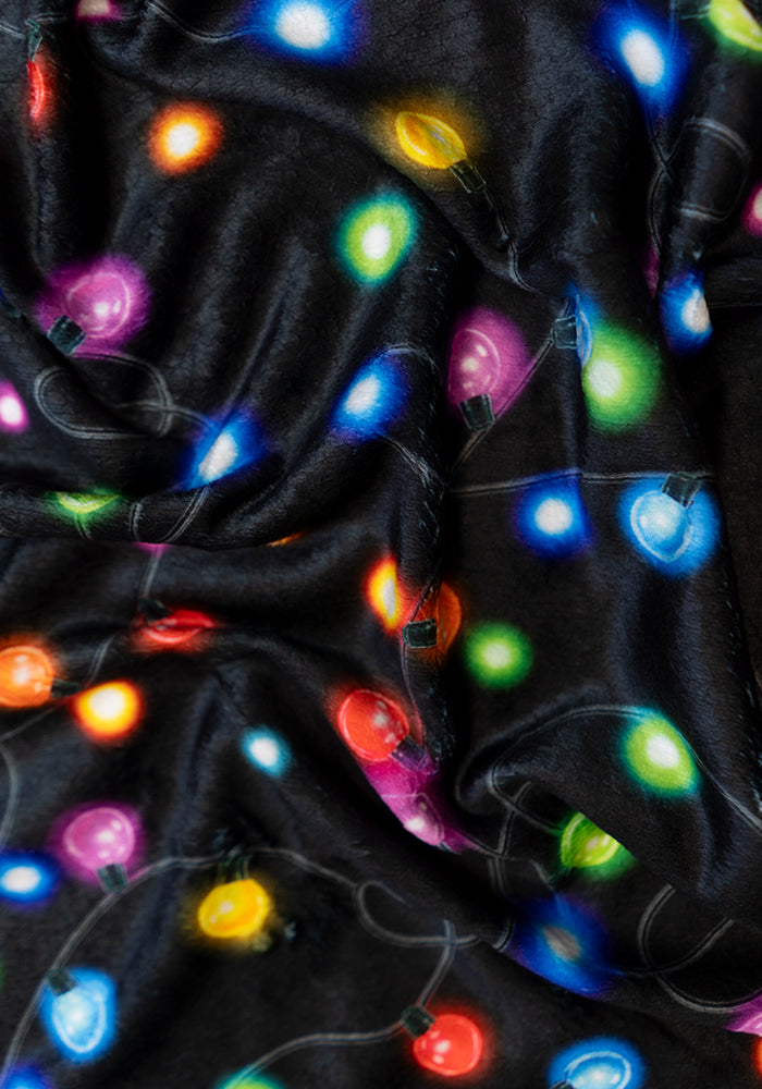 Extra Long Fairy Lights Print Plush Throw Blanket (Pop-Under)