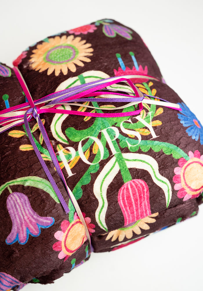 Extra Long Folk Tile Print Plush Throw Blanket (Pop-Under)