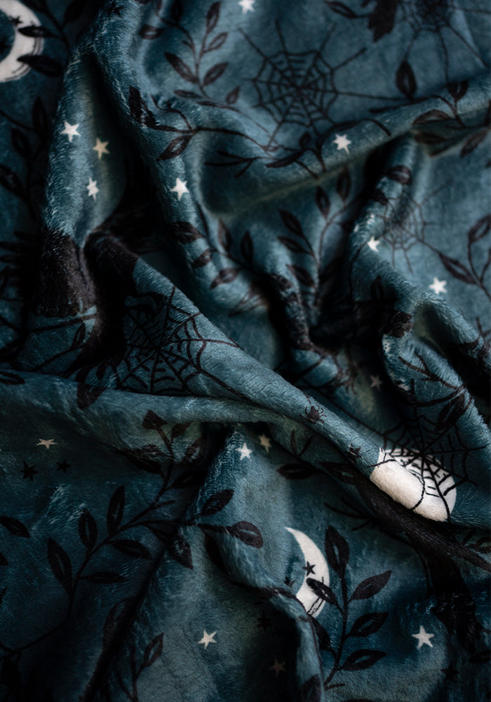 Extra Long Teal Raven Print Plush Throw Blanket (Pop-Under)