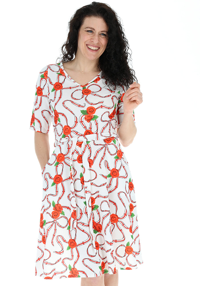 Sixth angle of White England Print Flat Waist Jersey Dress, a white dress with English nation inspired print.