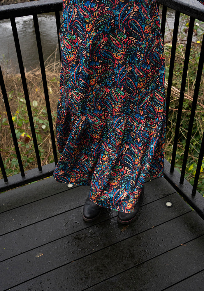 Flyn Paisley Print Tiered Hem Midi Dress