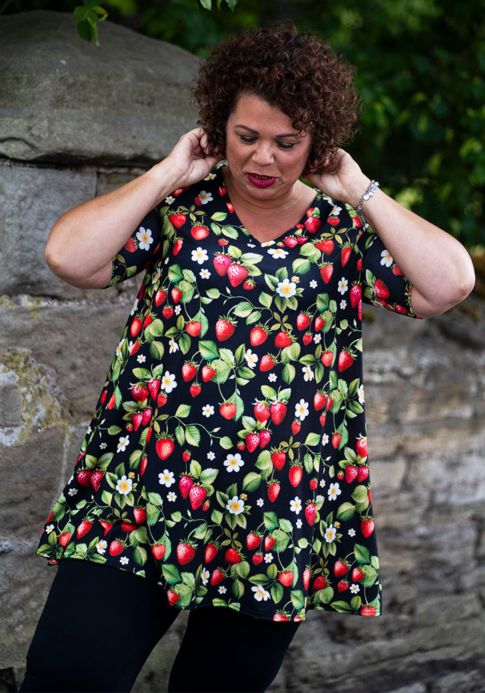 Gillian Wild Strawberry Print Tunic