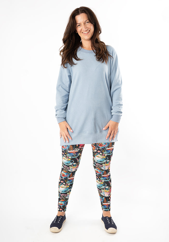 Fourth angle of Heath Tea Cup Print Leggings