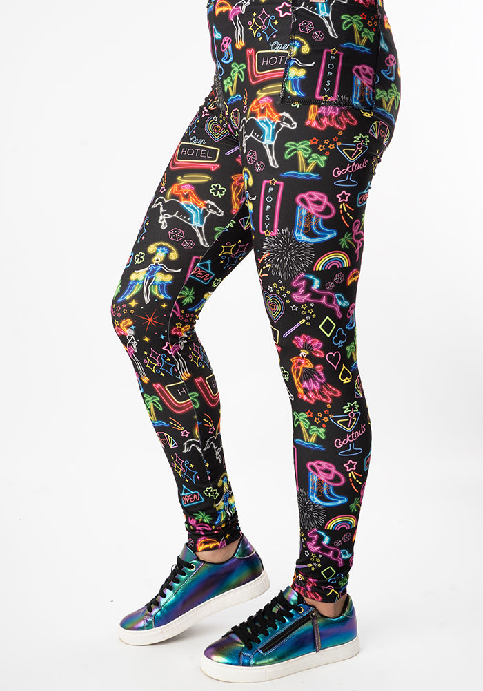 Fourth angle of Heath Vegas Print 2 Pocket Leggings