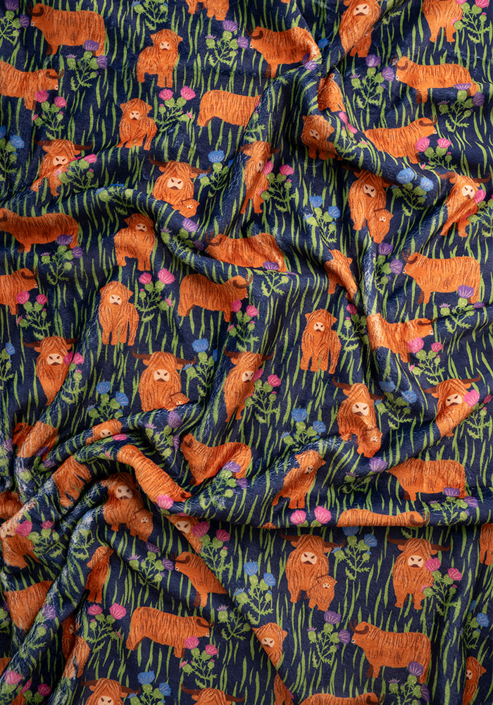 Pop-under Highland Cow Print Plush Blanket