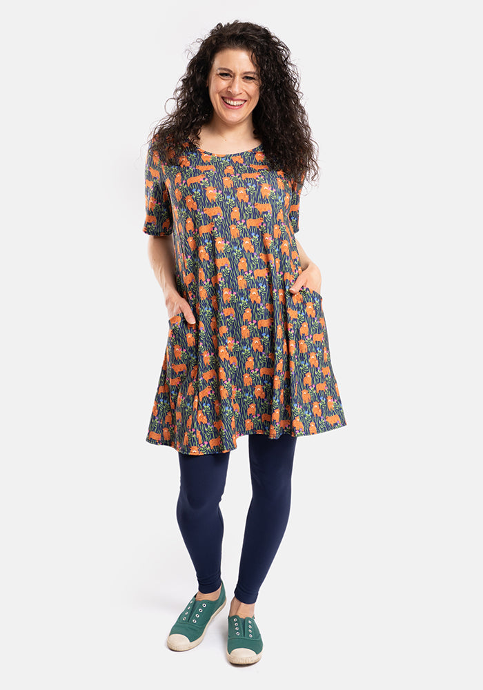 Ninth angle of Taylor Highland Cow Print Jersey Tunic