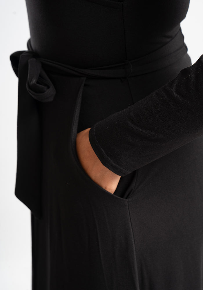 Jaylin Black Viscose Midi Dress