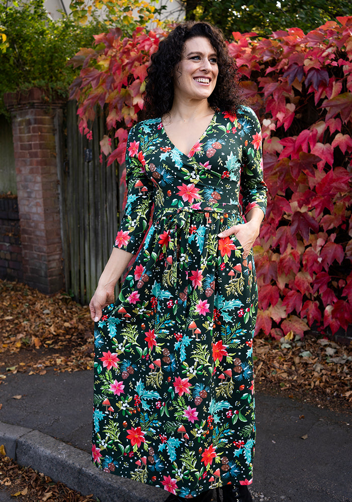 Kerensa Holly &amp; Snow Print Cotton Midaxi Dress