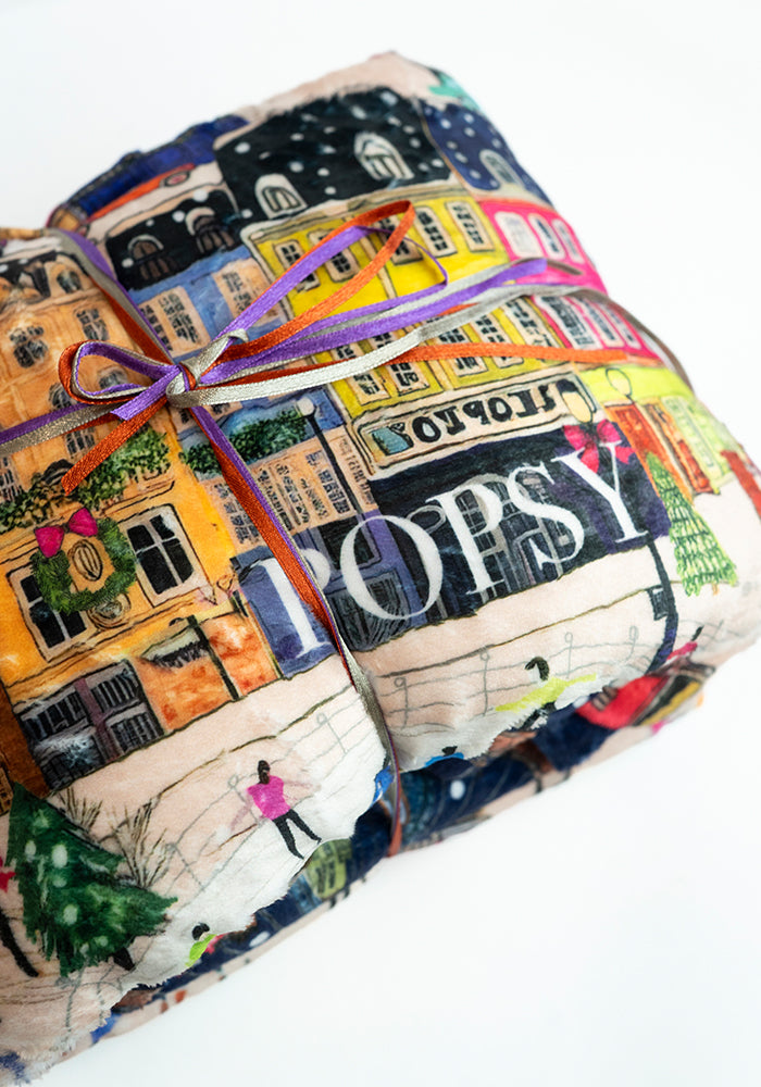 Extra Long London Border Print Plush Throw Blanket (Pop-Under)