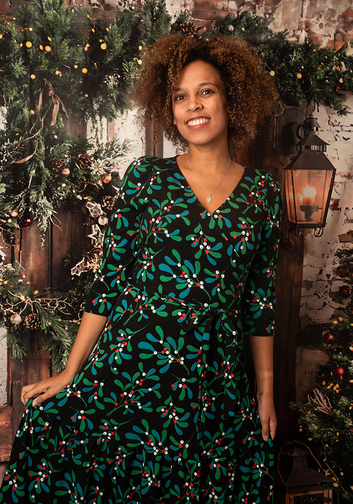 Leora Mistletoe Print Cotton Midaxi Dress