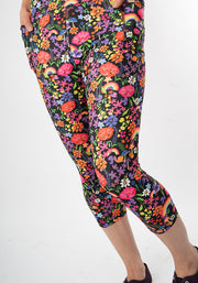 Lewis Garden Rainbow Print Capri Leggings