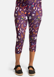 Lewis Wizard Print Popsy Capri Leggings