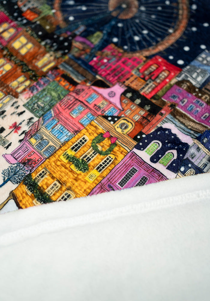 London Print Pop-under Plush Blanket