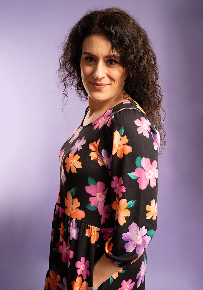 Eighth angle of Luisa Bright Flower Print Jersey Dress