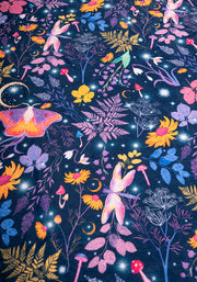 Pop-under Purple Magical Moth Print Plush Blanket