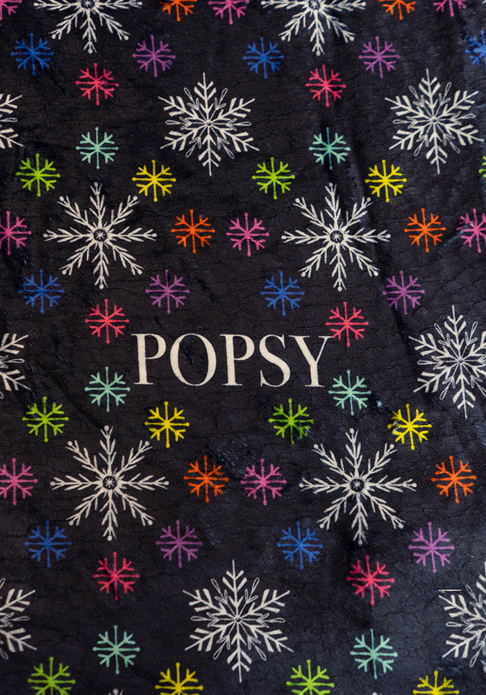 Multi Colour Snowflakes Print Plush Throw Blanket (Pop-Under)
