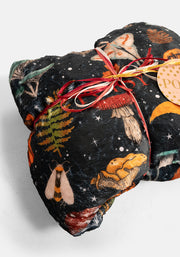 Pop-under Woodland Mushroom Print Plush Blanket