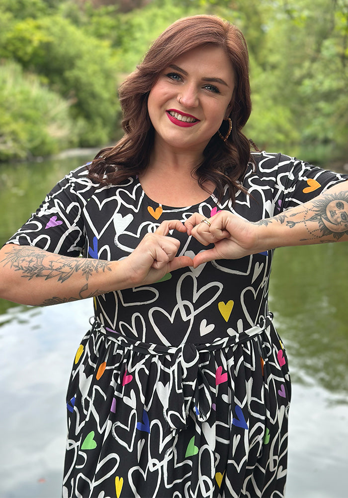 Naomi Doodle Hearts Print Midi Dress