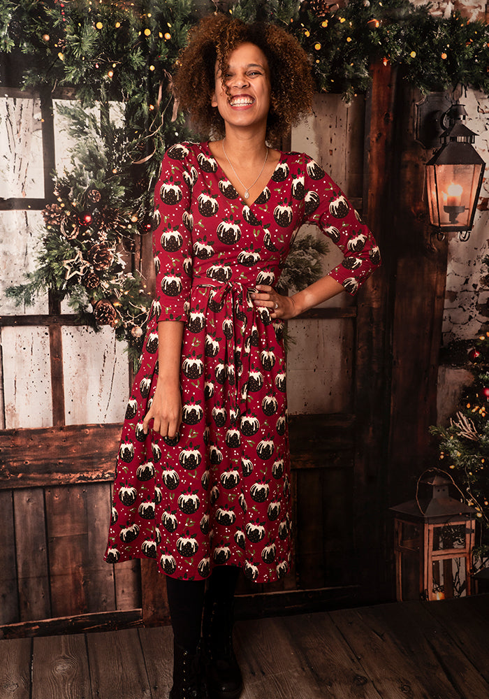 Nicolia Christmas Puddings Print Midi Cotton Dress